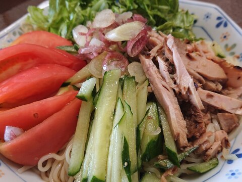 茗荷が入った大人の冷麺